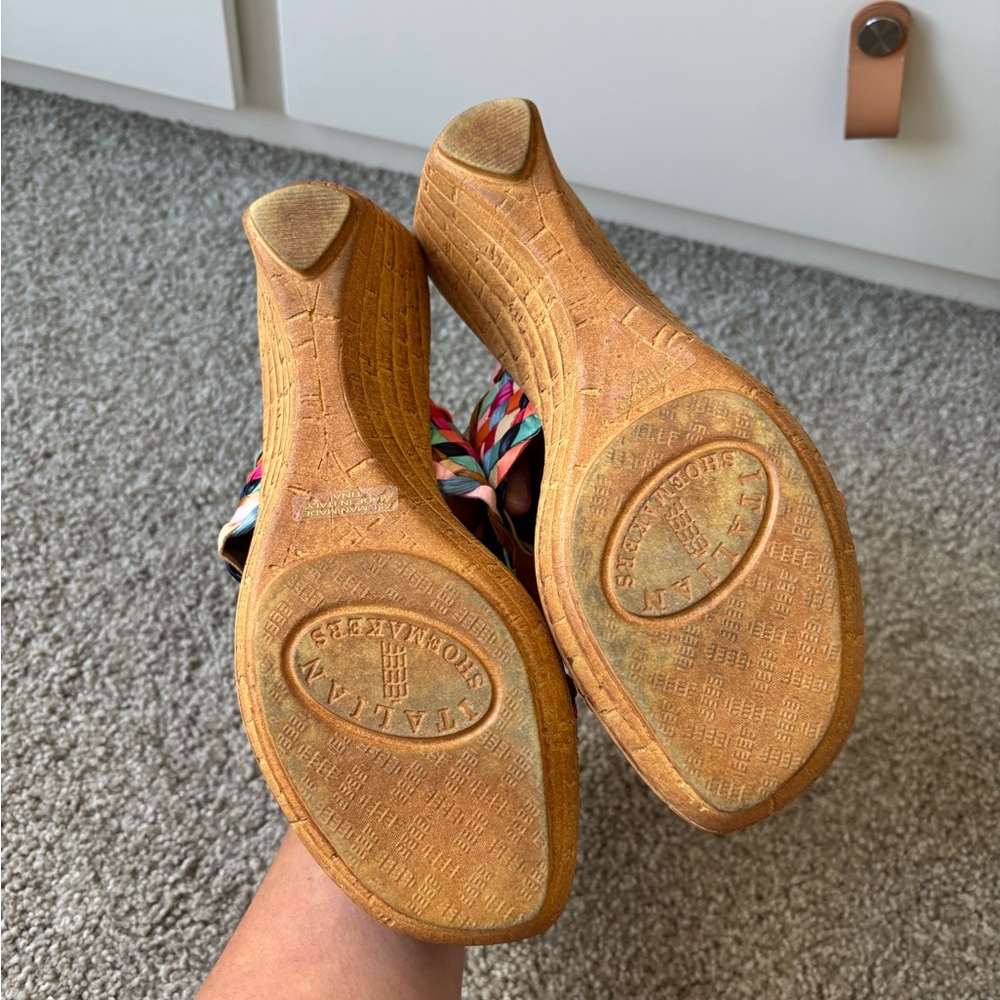 Italian Shoemaker Wedge Woven Rainbow Shoes - Picture 4 of 4